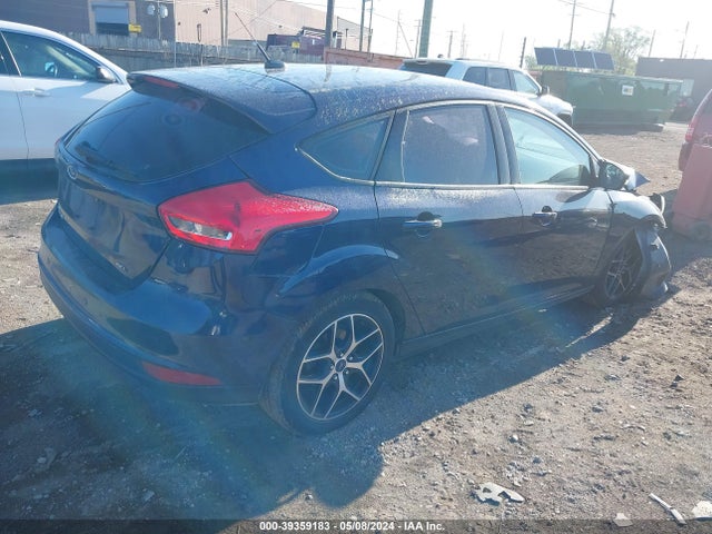 Ford FOCUS SEL 2017 1FADP3M24HL307357 Image 4