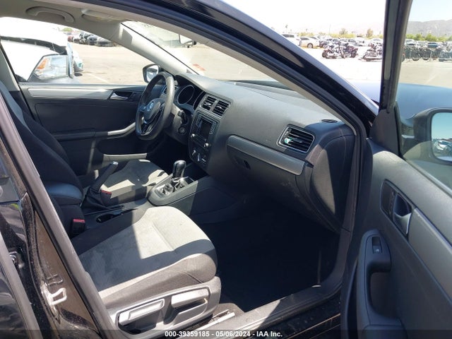 3VW2B7AJ3HM277346 Volkswagen Jetta 1.4t S