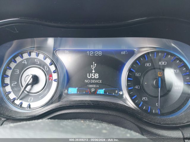 2C3CCAGG2GH142552 Chrysler 300