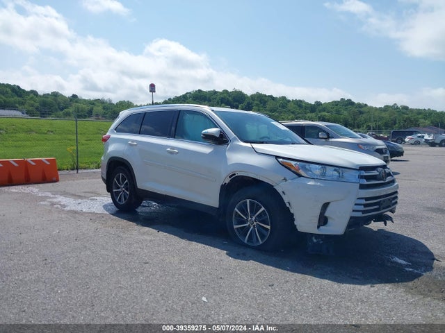 Toyota Highlander Xle 2019 5TDJZRFH8KS566290 главное изображение