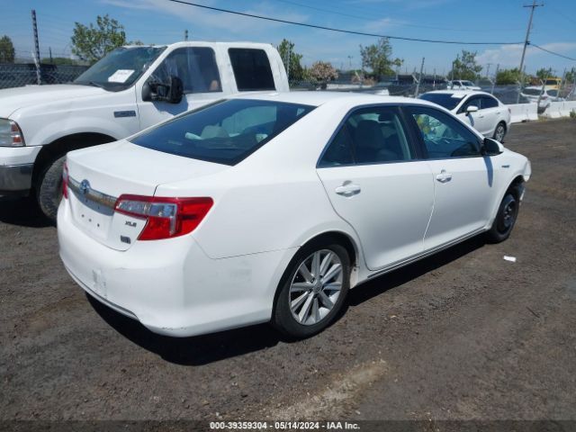 4T1BD1FK4EU114820 Toyota Camry Hybrid Xle