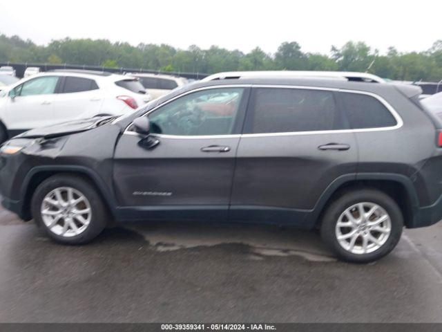 1C4PJLCBXFW566652 Jeep Cherokee Latitude