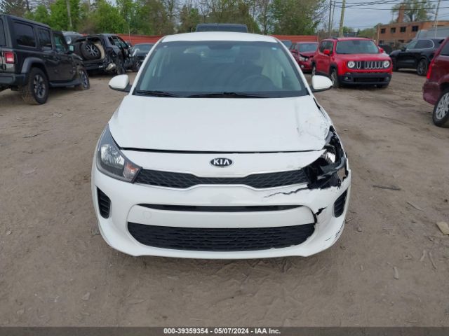 3KPA25AB9KE198261 KIA Rio 5-door S
