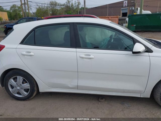 3KPA25AB9KE198261 KIA Rio 5-door S