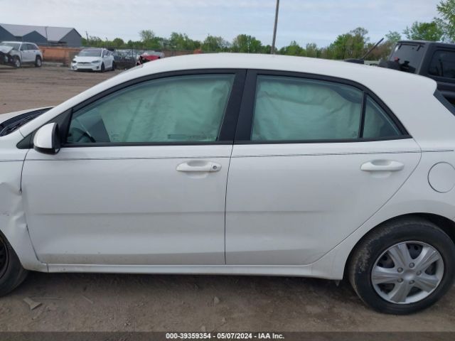 3KPA25AB9KE198261 KIA Rio 5-door S
