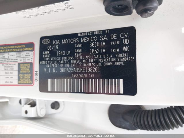 3KPA25AB9KE198261 KIA Rio 5-door S