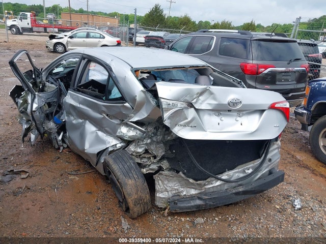 Toyota COROLLA LE 2015 5YFBURHE0FP219055 Image 3