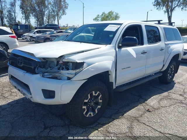Toyota Tacoma Prerunner 2014 5TFJX4GN7EX036128 Image 2