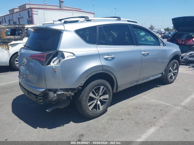 Toyota Rav4 Xle 2016 2T3WFREV5GW295345 Image 4