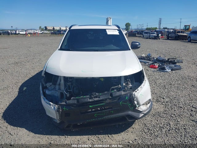 Mitsubishi Outlander Le 2.4 2020 JA4AD3A33LZ028291 Image 13