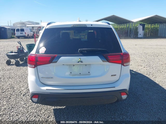 Mitsubishi Outlander Le 2.4 2020 JA4AD3A33LZ028291 Image 17