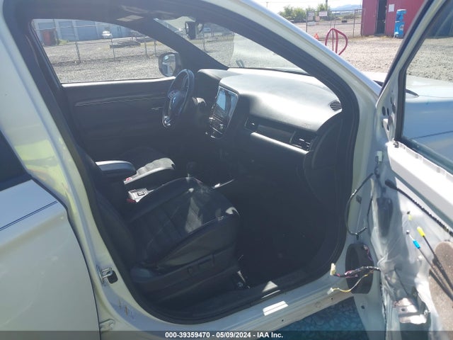 Mitsubishi Outlander Le 2.4 2020 JA4AD3A33LZ028291 Image 5