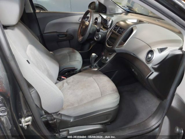 1G1JA6SG8E4156844 Chevrolet Sonic Ls Auto