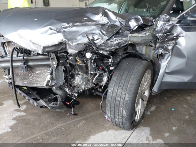 1VWBA7A33JC000899 Volkswagen Passat 2.0t Se