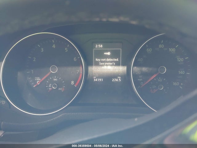 1VWBA7A33JC000899 Volkswagen Passat 2.0t Se
