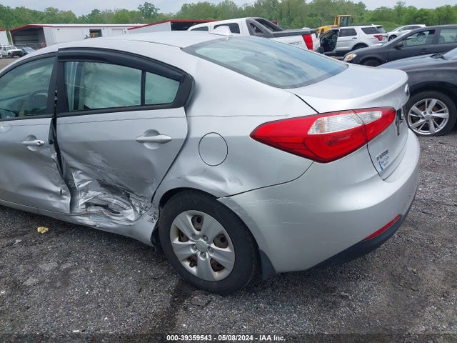 KIA FORTE LX 2015 KNAFK4A64F5371850 Image 6
