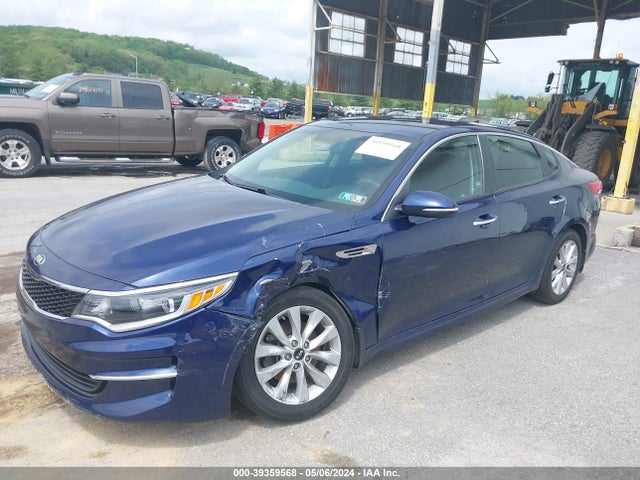 KIA Optima Lx 2018 5XXGT4L32JG260483 Image 2