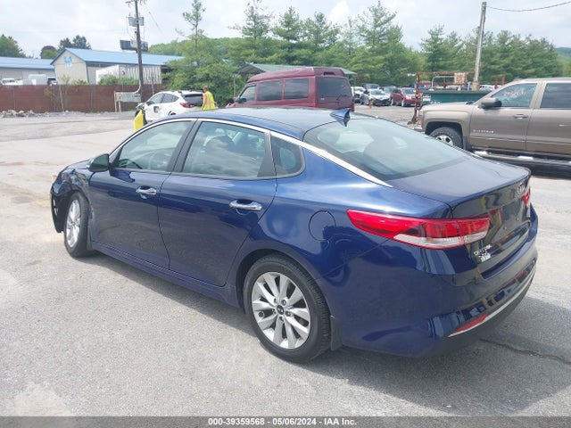 KIA Optima Lx 2018 5XXGT4L32JG260483 Image 3
