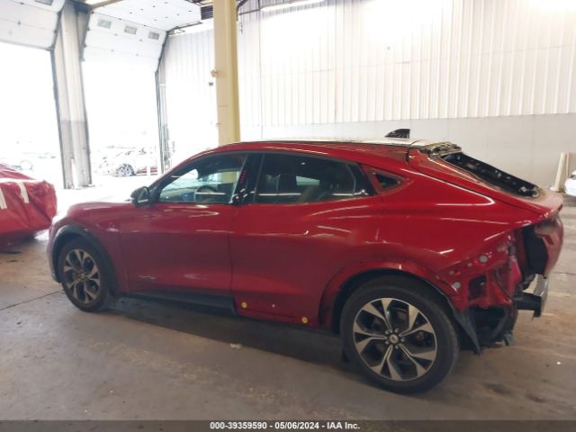 3FMTK3SUXNMA23942 Ford Mustang Mach-e Premium