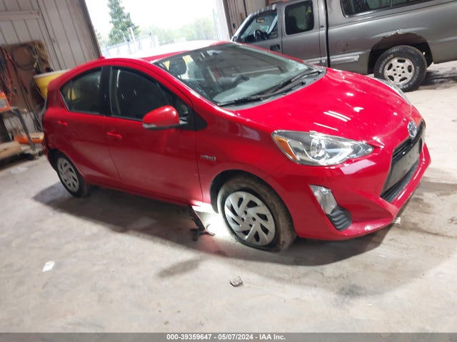 Toyota Prius C Four/one/persona Series/three/two 2016 JTDKDTB3XG1131771 главное изображение