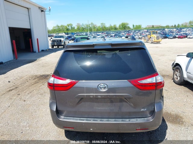 Toyota Sienna Xle 8 Passenger 2018 5TDYZ3DC5JS922518 Image 15