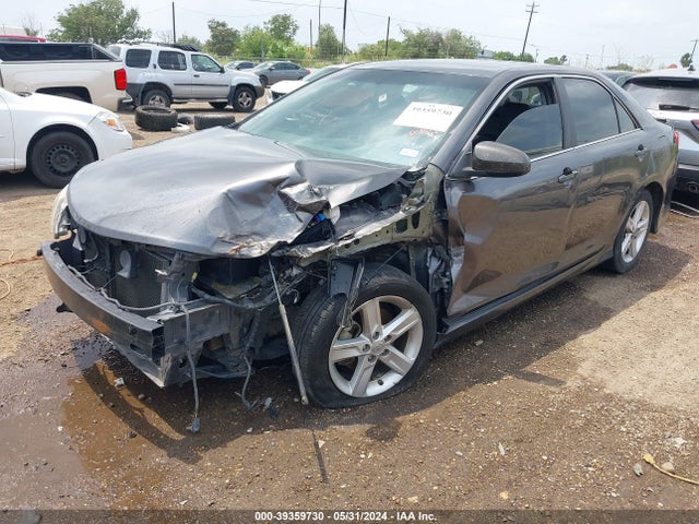 Toyota CAMRY SE 2014 4T1BF1FKXEU742486 Image 2
