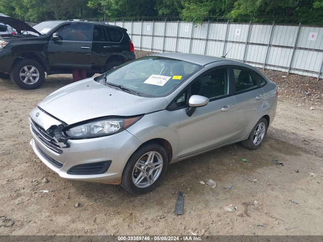 Ford FIESTA SE 2019 3FADP4BJ5KM154199 Image 2