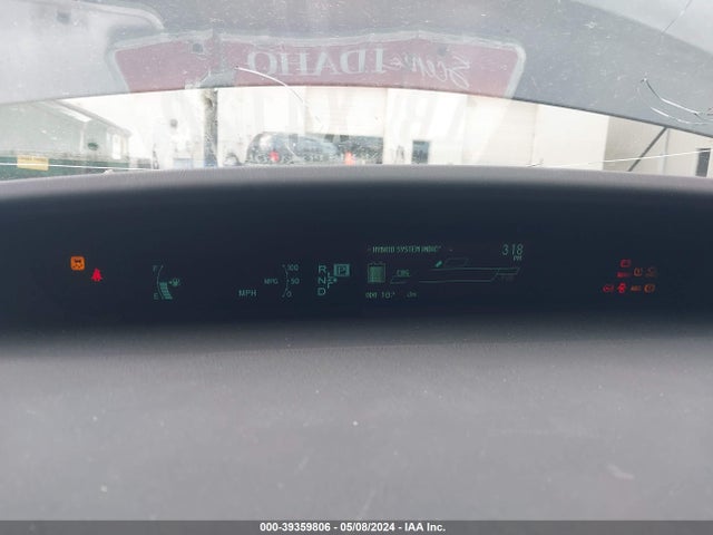 Toyota Prius Two 2015 JTDKN3DUXF1982843 Image 7