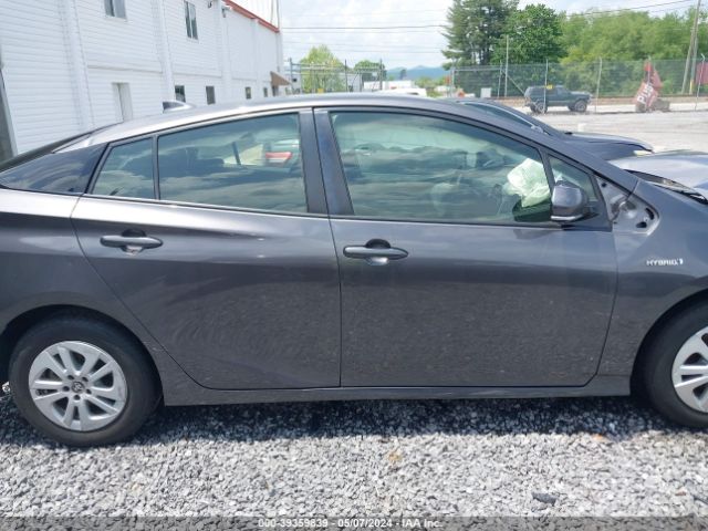 JTDKBRFU2J3588419 Toyota Prius Two