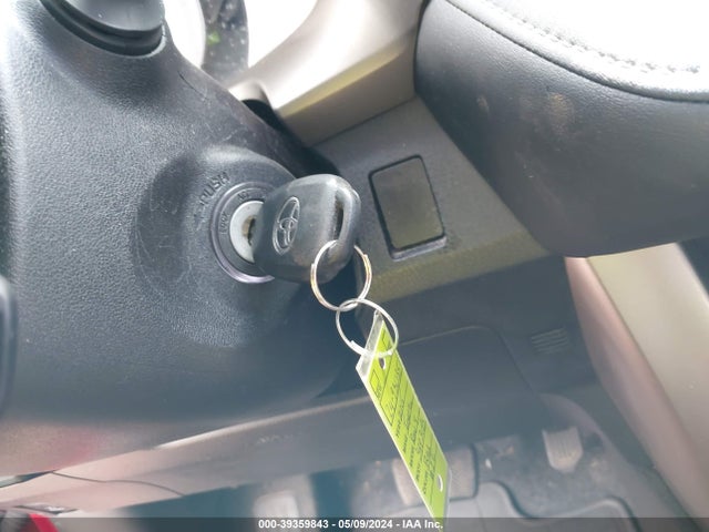 Toyota Rav4 Xle 2015 2T3RFREV2FW399318 Image 11