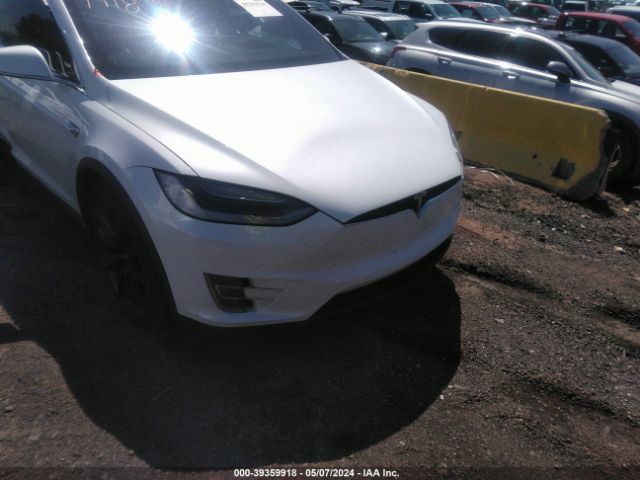5YJXCBE26KF153711 auction archive image