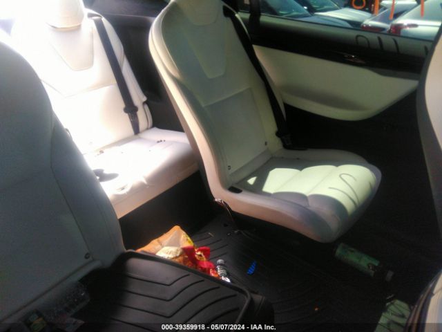 5YJXCBE26KF153711 Tesla Model X 100d/75d/long Range