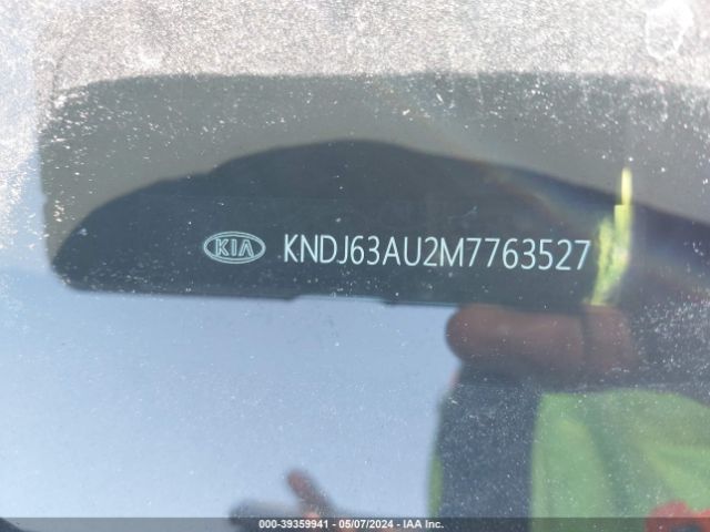 KNDJ63AU2M7763527 KIA Soul Gt-line
