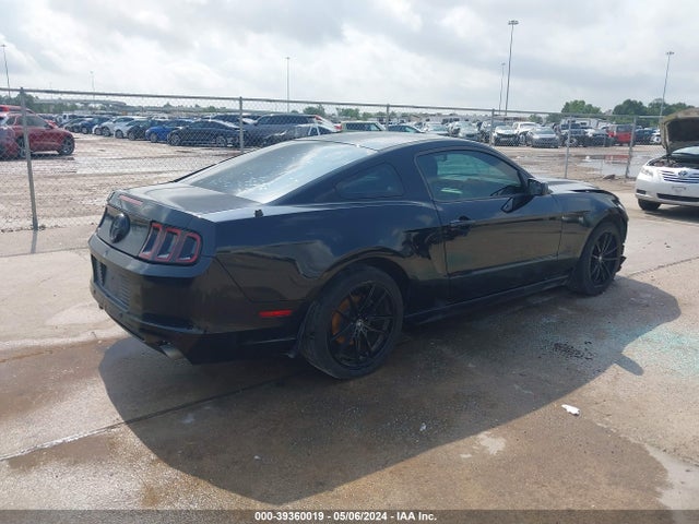 Ford Mustang V6 2014 1ZVBP8AM8E5237556 Image 4