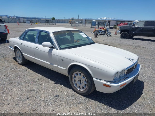 2003 JAGUAR XJ SAJDA14C03LF56664 Photo 0