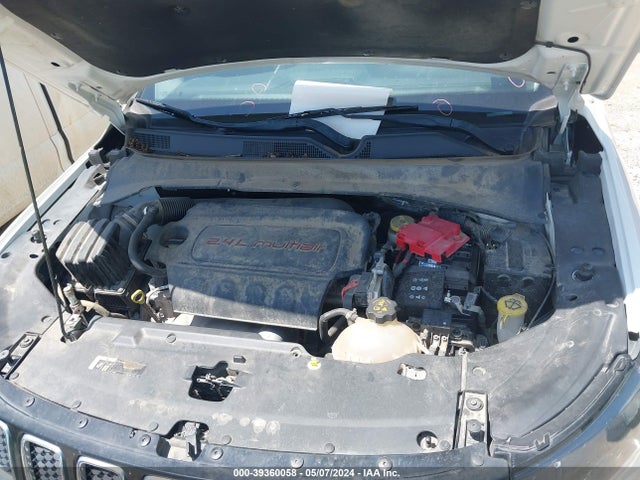 3C4NJCBB9KT802913 Jeep Compass Latitude Fwd