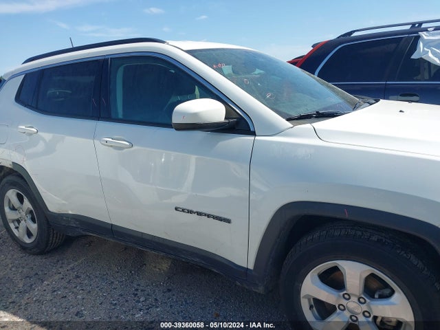 3C4NJCBB9KT802913 Jeep Compass Latitude Fwd