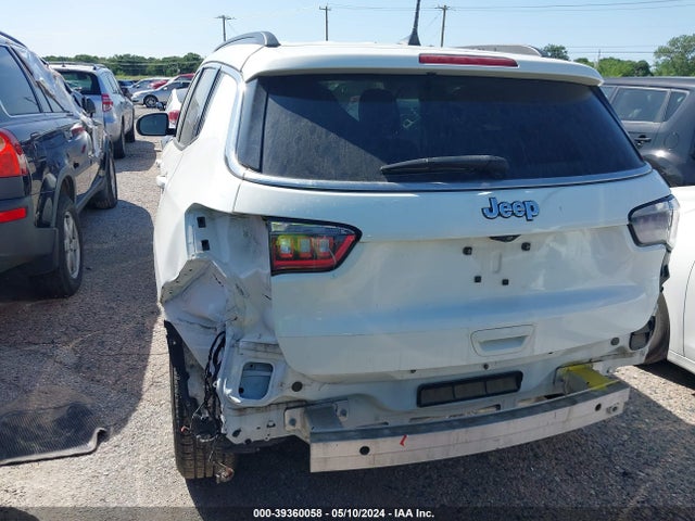 3C4NJCBB9KT802913 Jeep Compass Latitude Fwd