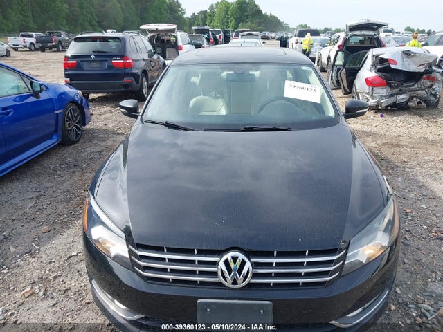 1VWCT7A36FC002300 Volkswagen Passat 1.8t Sel Premium