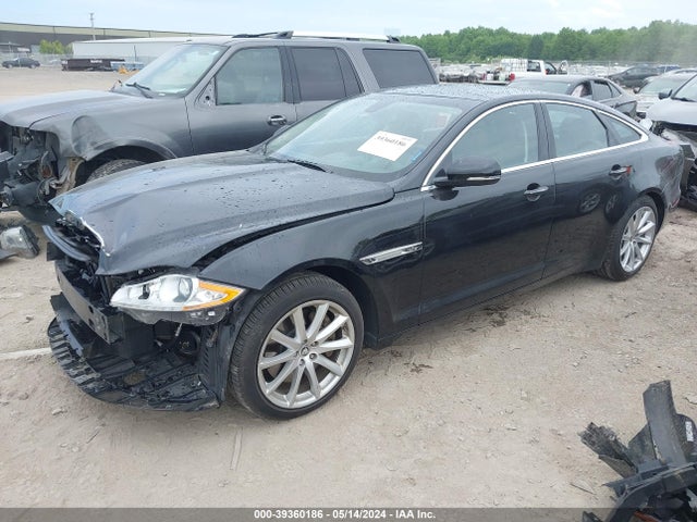 2012 JAGUAR XJ SAJWA1CBXCLV38574 Photo 1