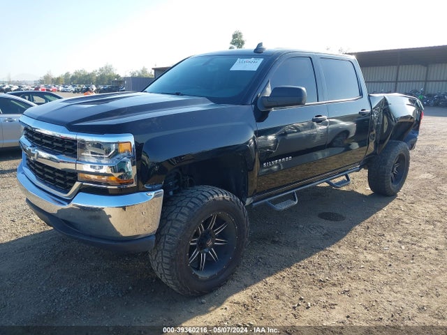 Chevrolet Silverado 1500 Ls 2018 1GCPCNEC3JF193412 Image 2