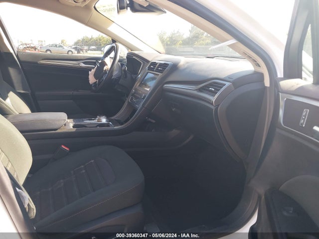 Ford FUSION SE 2019 3FA6P0HD1KR268853 Image 5