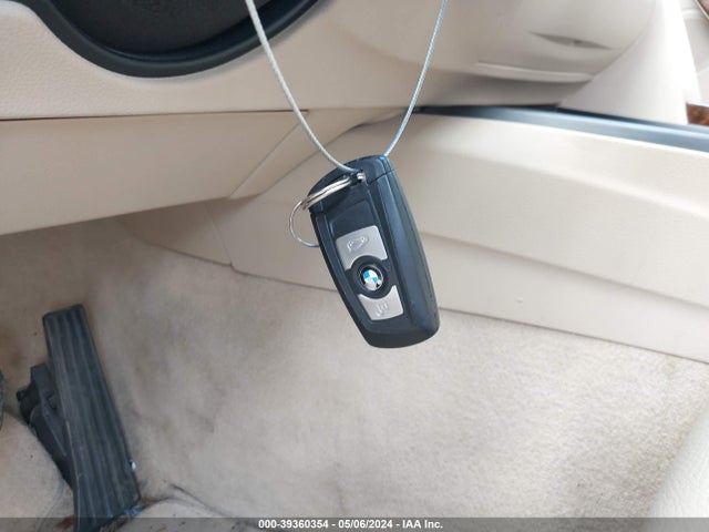 BMW 320i 2014 WBA3B1C5XEK131112 Image 11