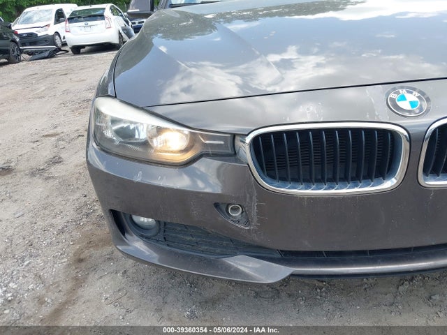 BMW 320i 2014 WBA3B1C5XEK131112 Image 6