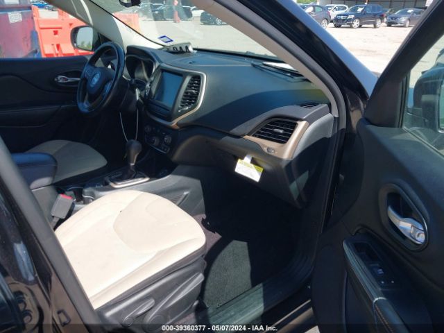 1C4PJLCB2GW342230 Jeep Cherokee 75th Anniversary