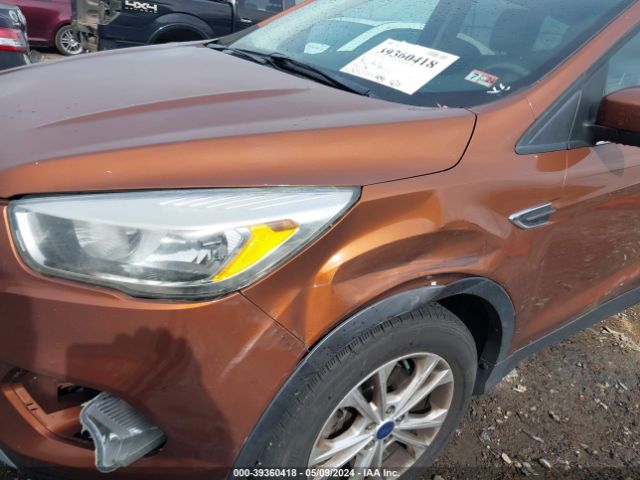 1FMCU0GD0HUA25040 Ford ESCAPE SE