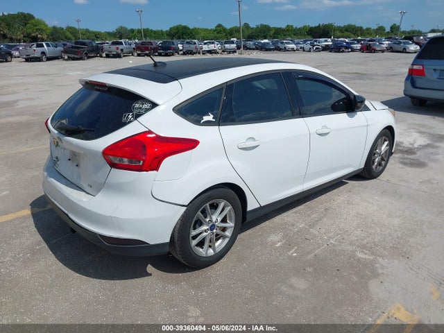 Ford FOCUS SE 2016 1FADP3K24GL376860 Image 4