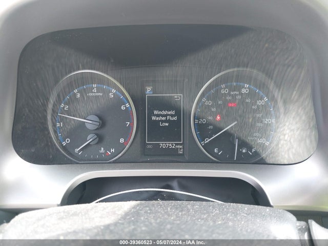 Toyota RAV4 LE 2018 JTMBFREV7JJ189094 Image 7