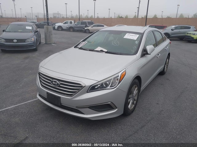 Hyundai SONATA SE 2017 5NPE24AF2HH574771 Image 2