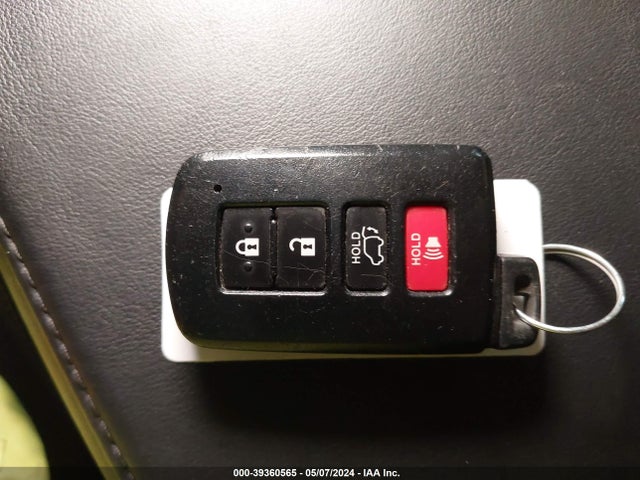 Toyota Rav4 Limited 2014 2T3DFREV6EW222649 Image 11
